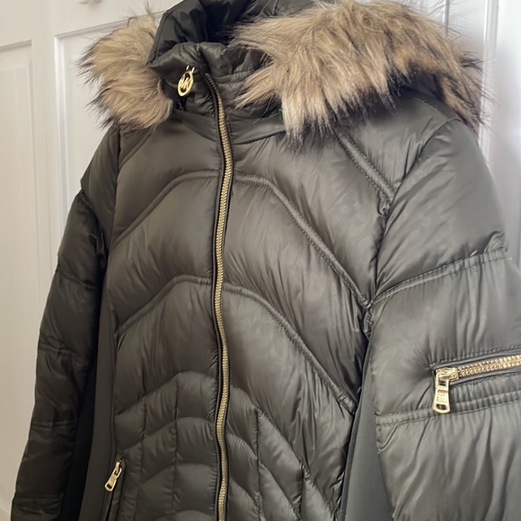 Michael Kors jacket size xs Like new! - Picture 4 of 13